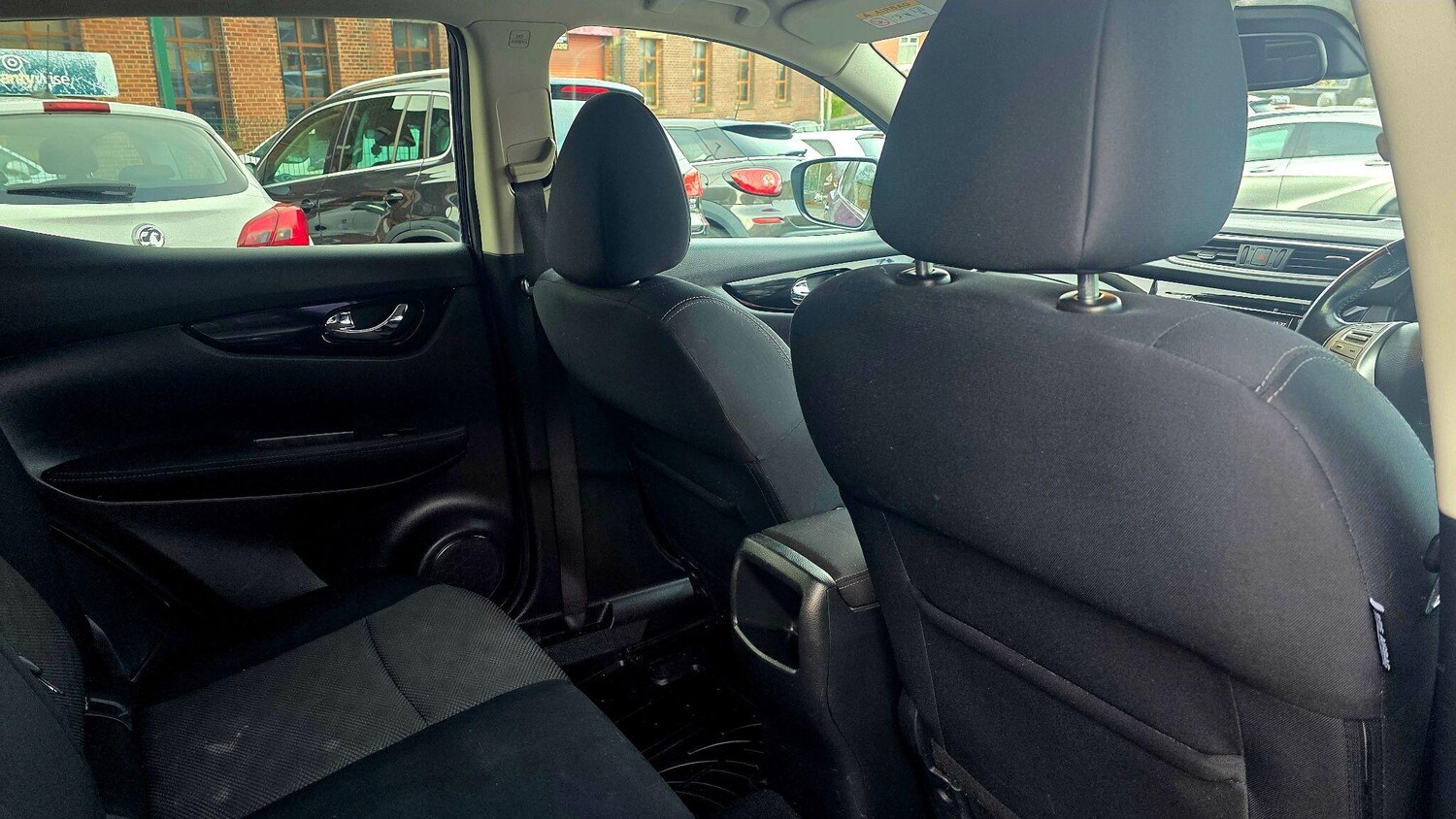 Used Nissan Qashqai 2015 for sale - 77495825: Photo 18