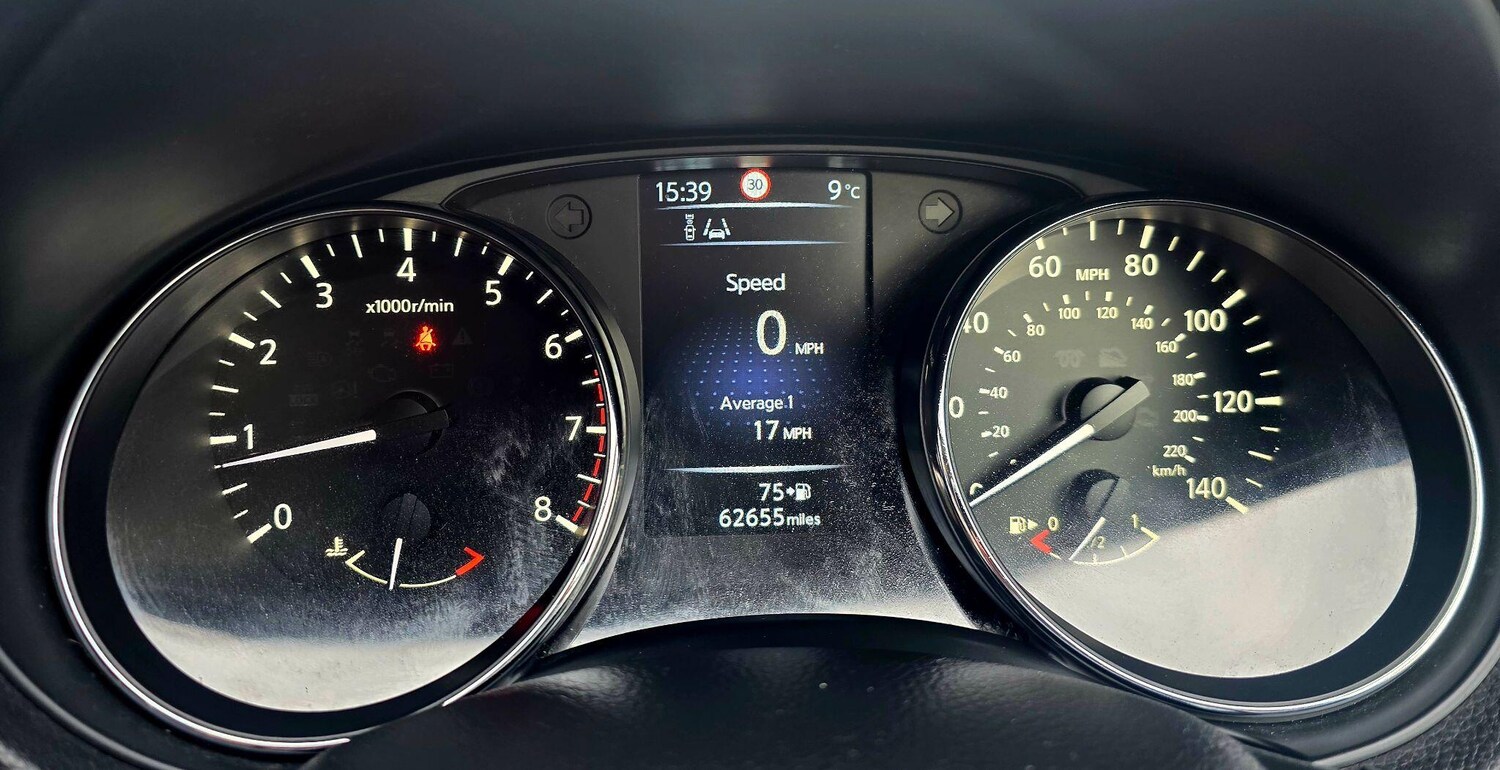 Used Nissan Qashqai 2015 for sale - 77495825: Photo 32