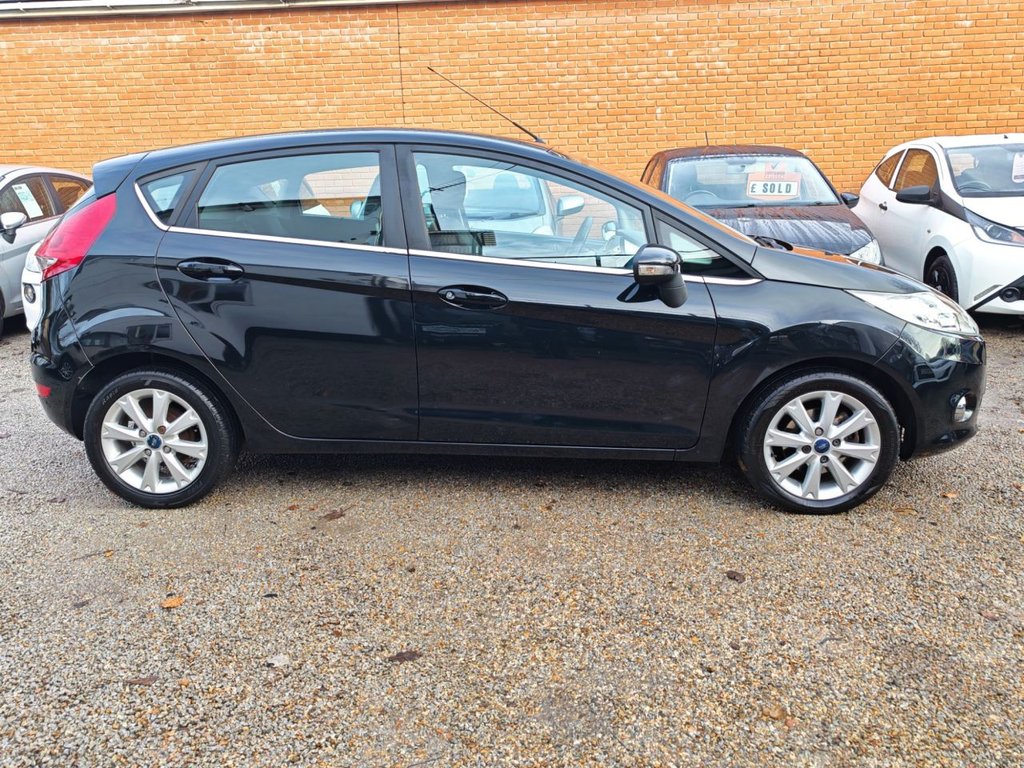 Used Ford Fiesta 2011 for sale - 76724526: Photo 10