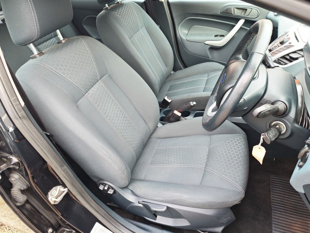 Used Ford Fiesta 2011 for sale - 76724526: Photo 16