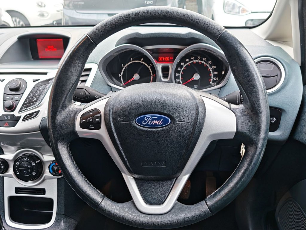 Used Ford Fiesta 2011 for sale - 76724526: Photo 18