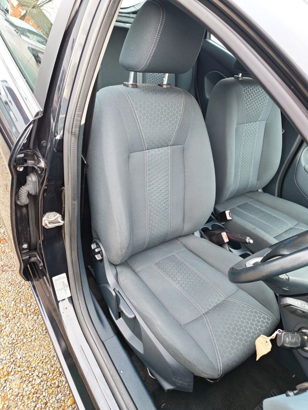 Used Ford Fiesta 2011 for sale - 76724526: Photo 23