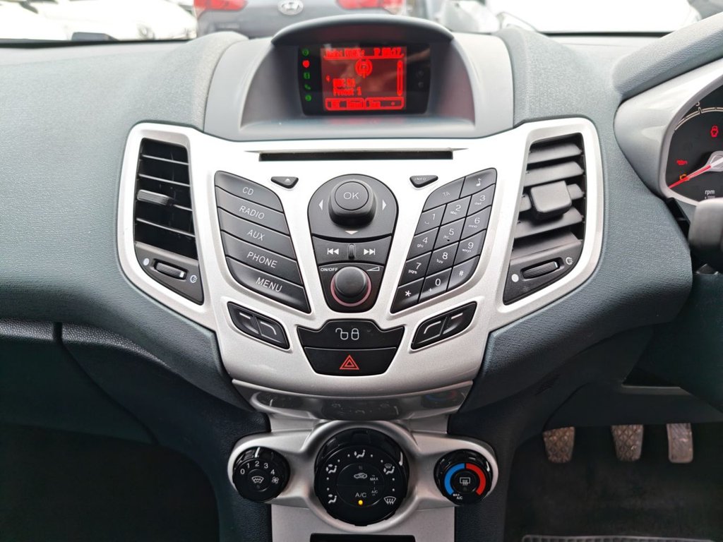 Used Ford Fiesta 2011 for sale - 76724526: Photo 27