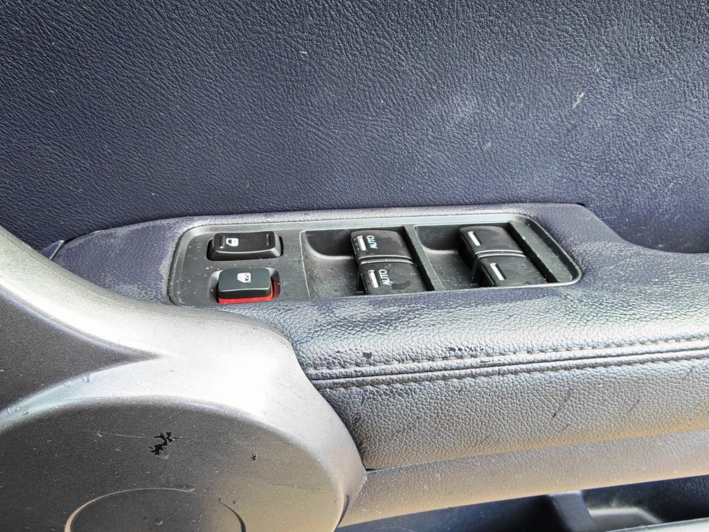 Used Honda CR-V 2008 for sale - 77620952: Photo 36