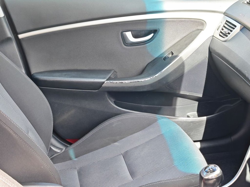 Used Hyundai i30 2015 for sale - 78212628: Photo 26