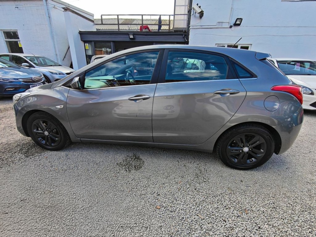 Used Hyundai i30 2015 for sale - 78212628: Photo 4