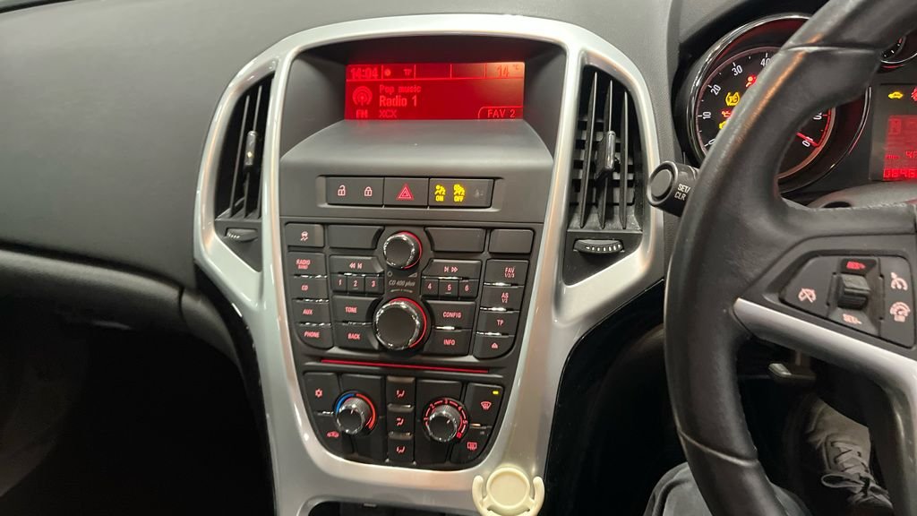 Used Vauxhall Astra 2014 for sale - 78049476: Photo 11