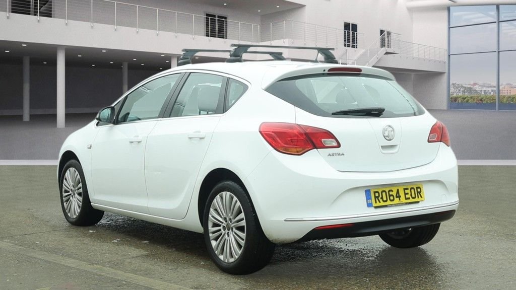 Used Vauxhall Astra 2014 for sale - 78049476: Photo 3