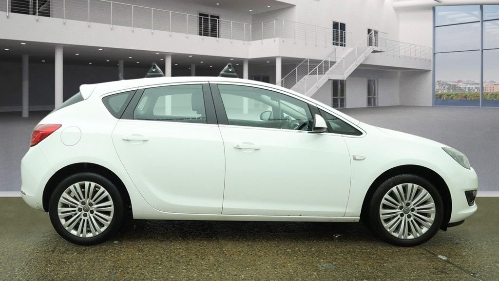 Used Vauxhall Astra 2014 for sale - 78049476: Photo 5