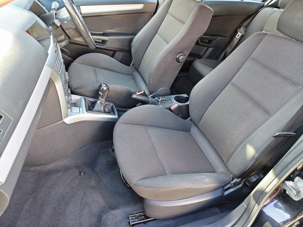 Used Vauxhall Astra 2010 for sale - 77891150: Photo 17