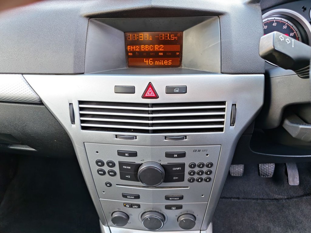 Used Vauxhall Astra 2010 for sale - 77891150: Photo 27