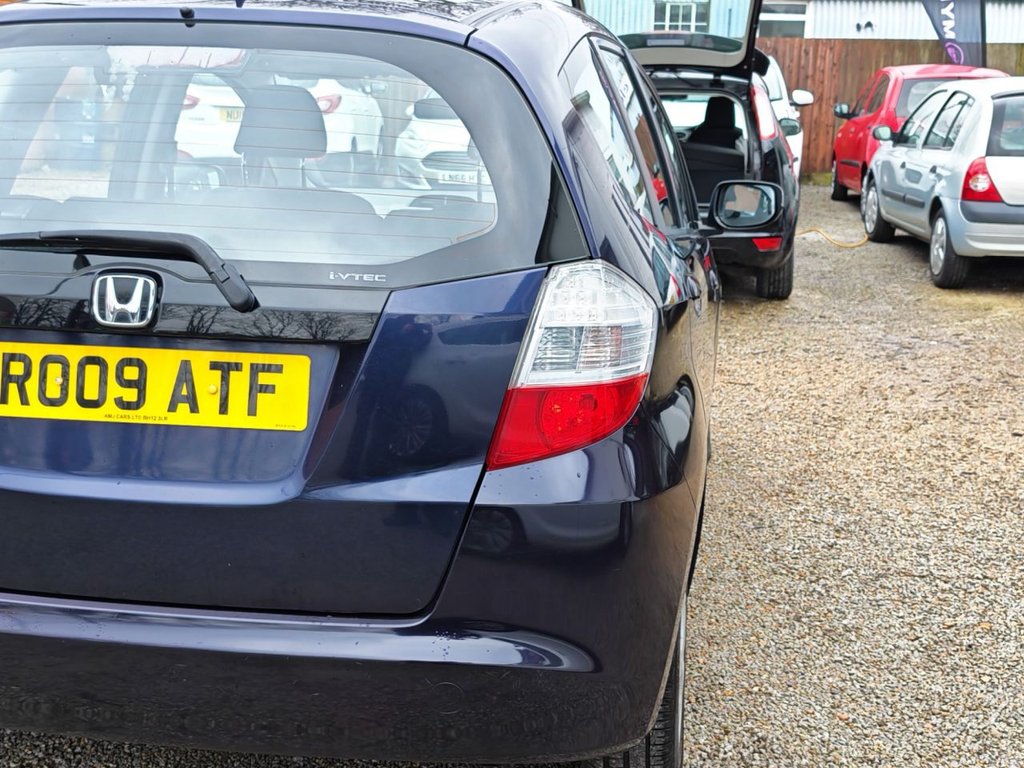 Used Honda Jazz 2009 for sale - 77693557: Photo 8