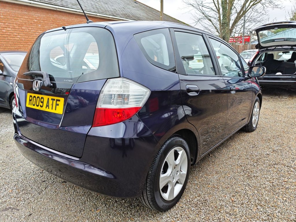 Used Honda Jazz 2009 for sale - 77693557: Photo 9