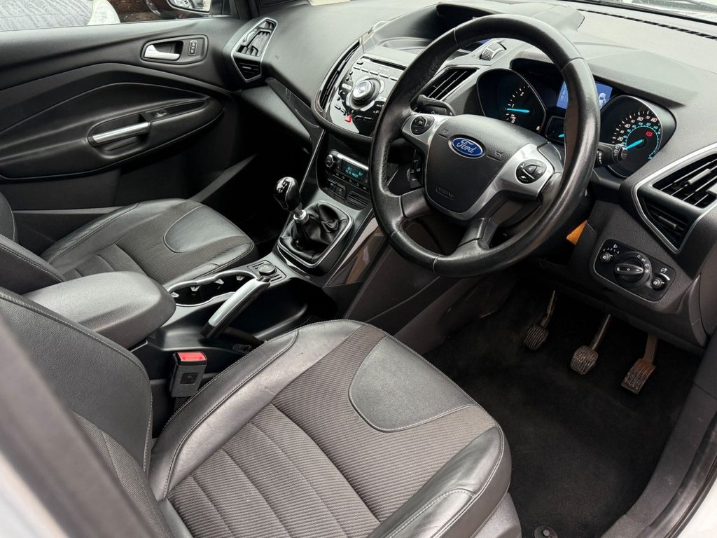 Used Ford Kuga 2015 for sale - 77153706: Photo 15