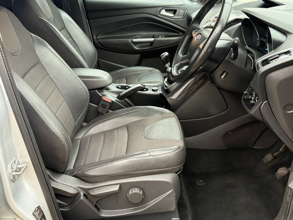 Used Ford Kuga 2015 for sale - 77153706: Photo 16