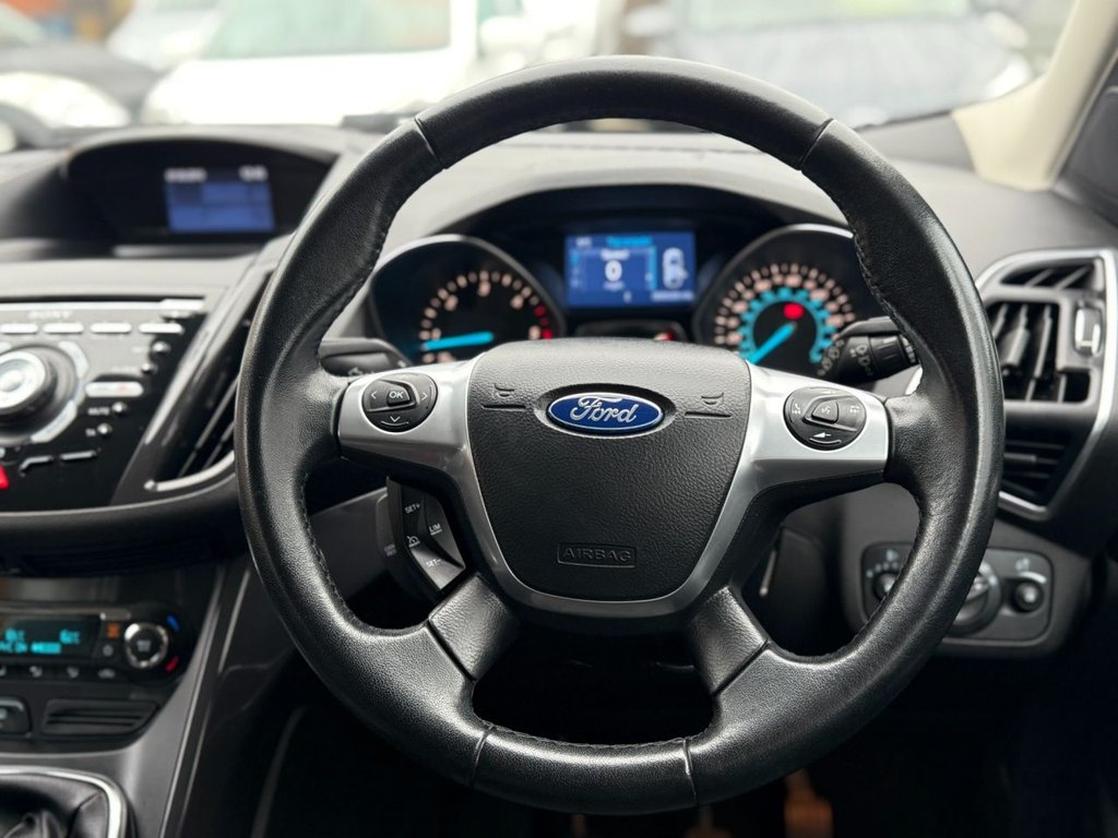 Used Ford Kuga 2015 for sale - 77153706: Photo 18