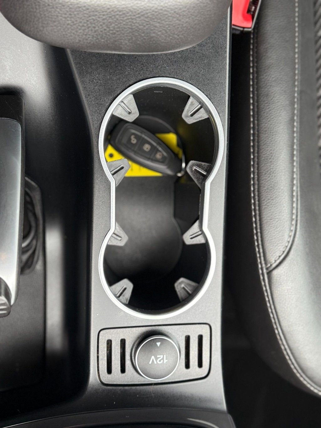 Used Ford Kuga 2015 for sale - 77153706: Photo 31