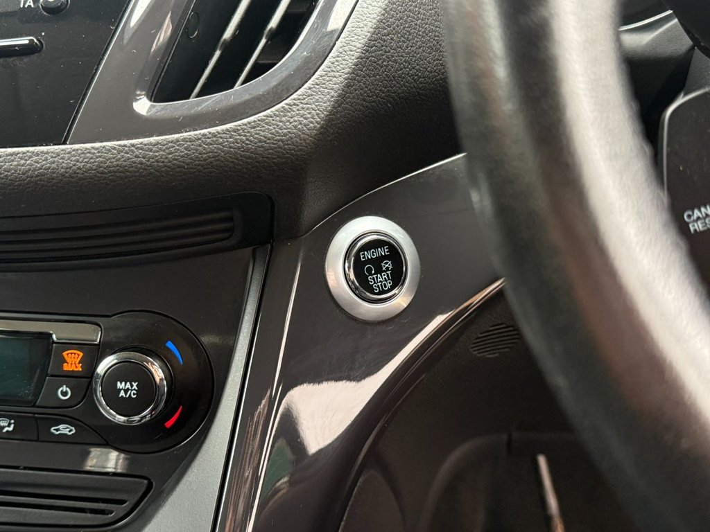 Used Ford Kuga 2015 for sale - 77153706: Photo 35