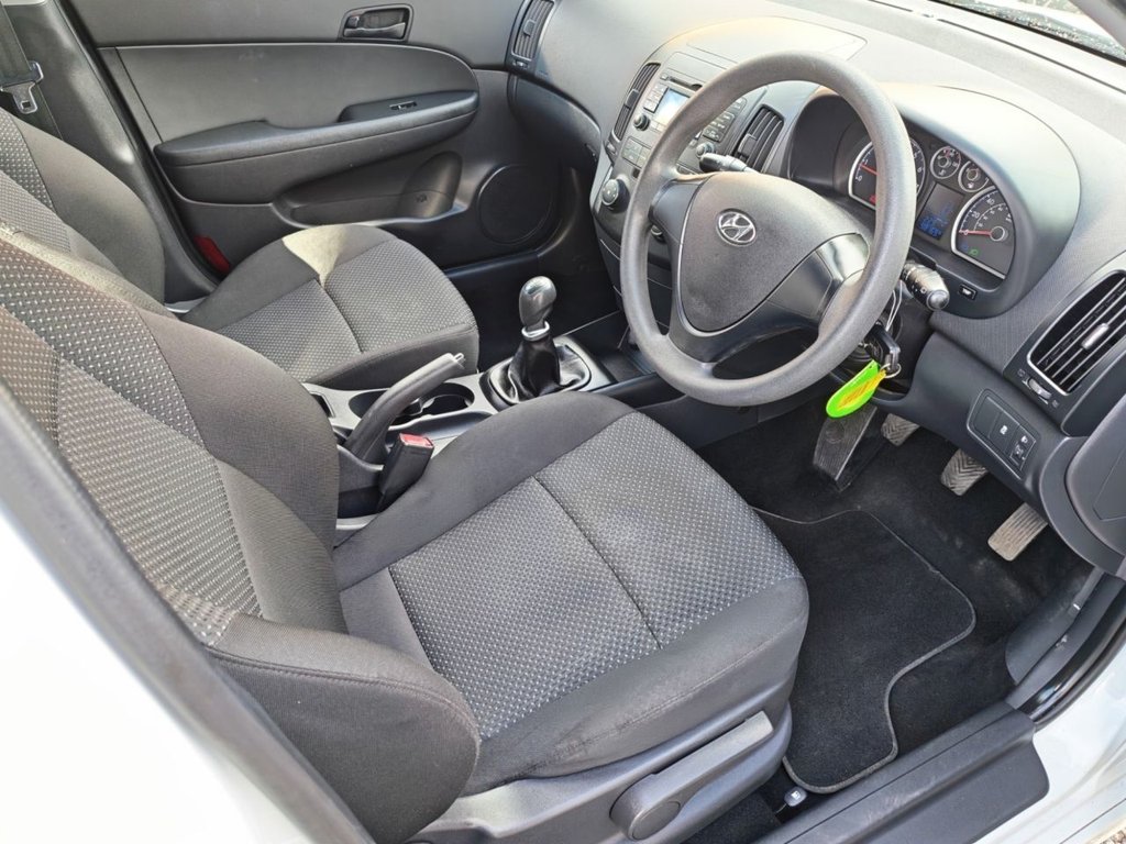 Used Hyundai i30 2011 for sale - 78059610: Photo 13