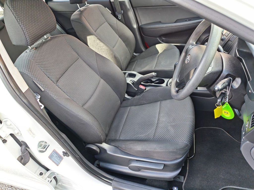 Used Hyundai i30 2011 for sale - 78059610: Photo 14