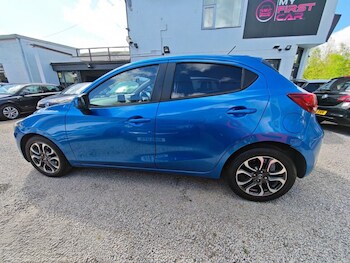 Used Mazda Mazda2 2015 for sale - 78299596: Photo