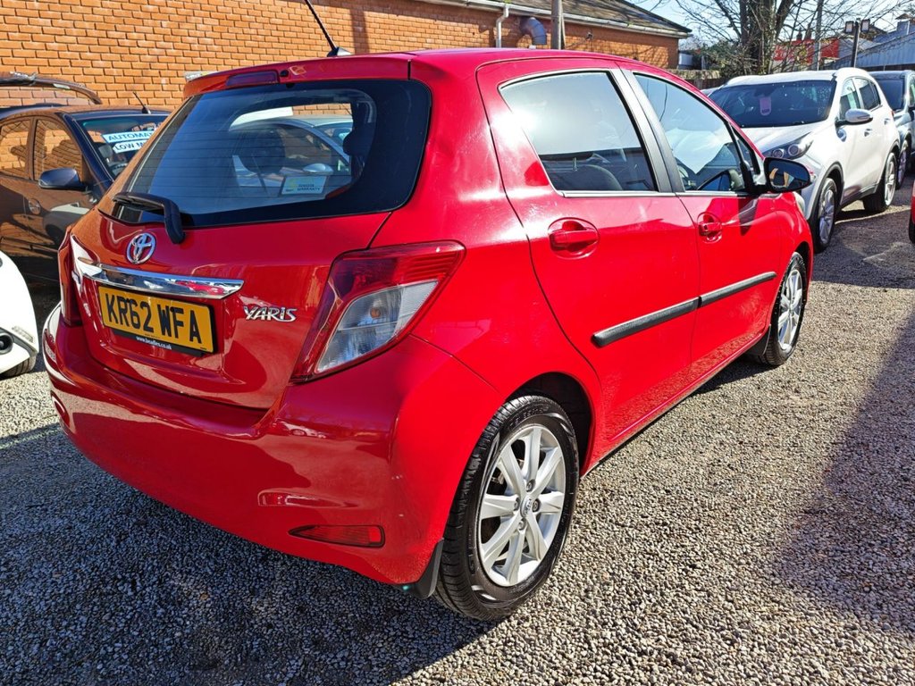 Used Toyota Yaris 2012 for sale - 77891188: Photo 10
