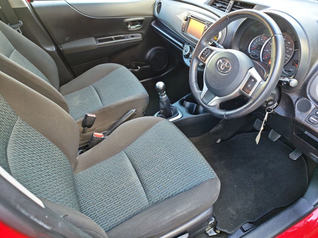 Used Toyota Yaris 2012 for sale - 77891188: Photo 15