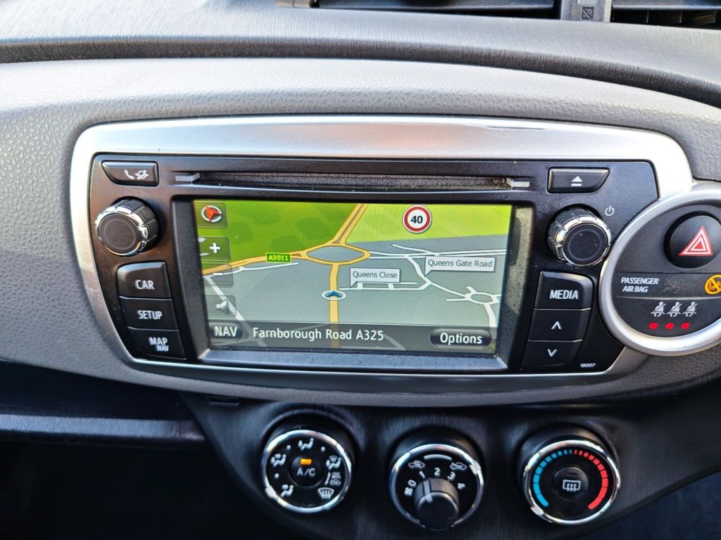 Used Toyota Yaris 2012 for sale - 77891188: Photo 30