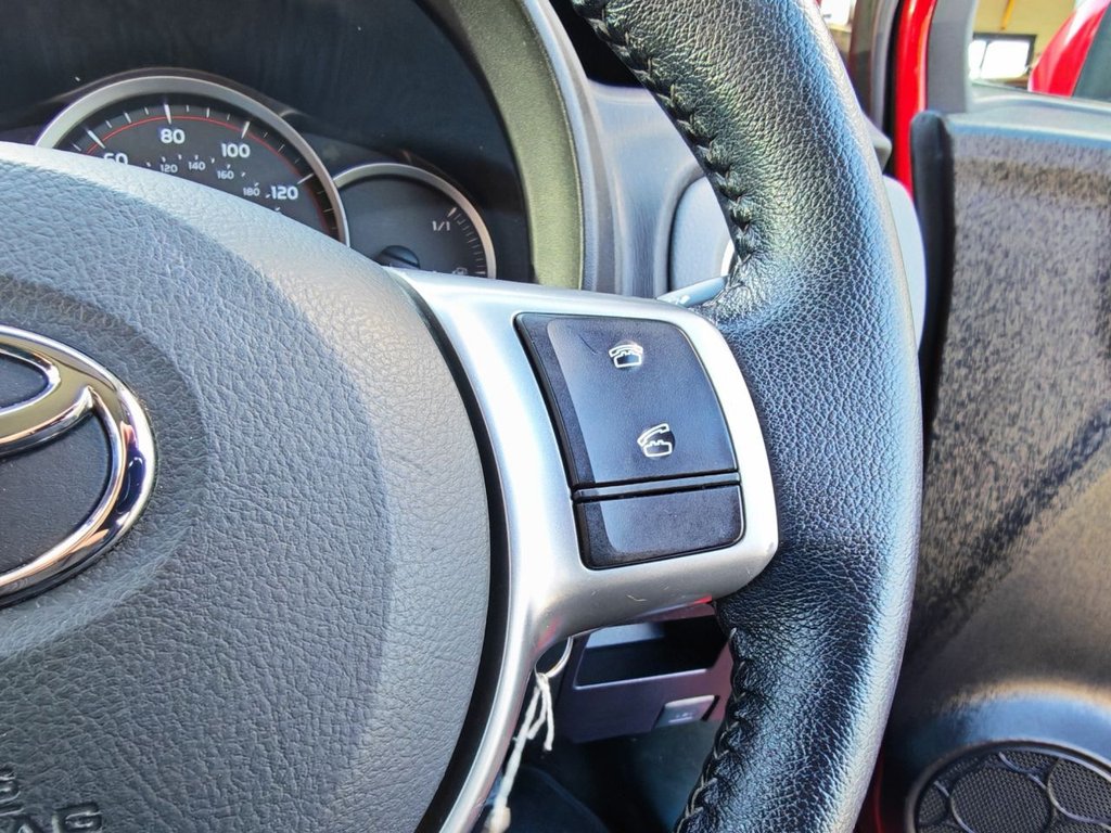 Used Toyota Yaris 2012 for sale - 77891188: Photo 33