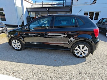 Used Volkswagen Polo 2013 for sale - 79103821: Photo