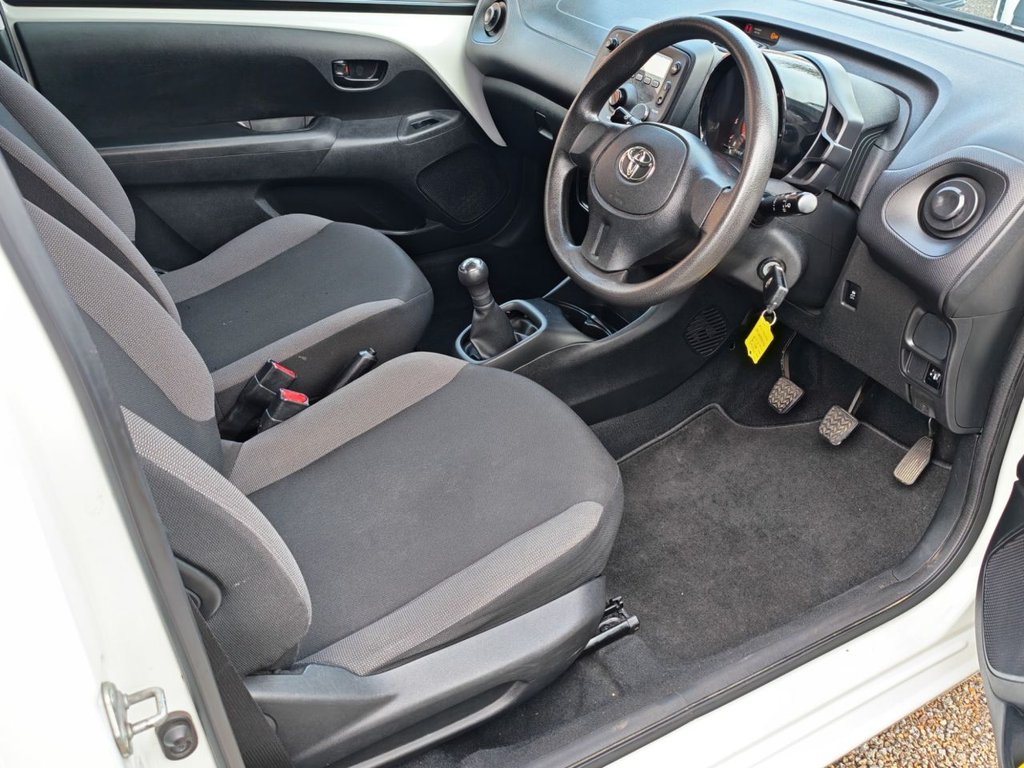 Used Toyota AYGO 2018 for sale - 76439101: Photo 15
