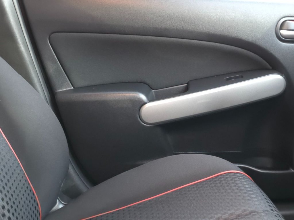 Used Mazda Mazda2 2011 for sale - 77841321: Photo 25