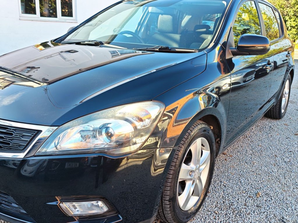 Used Kia Ceed 2011 for sale - 76642426: Photo 14