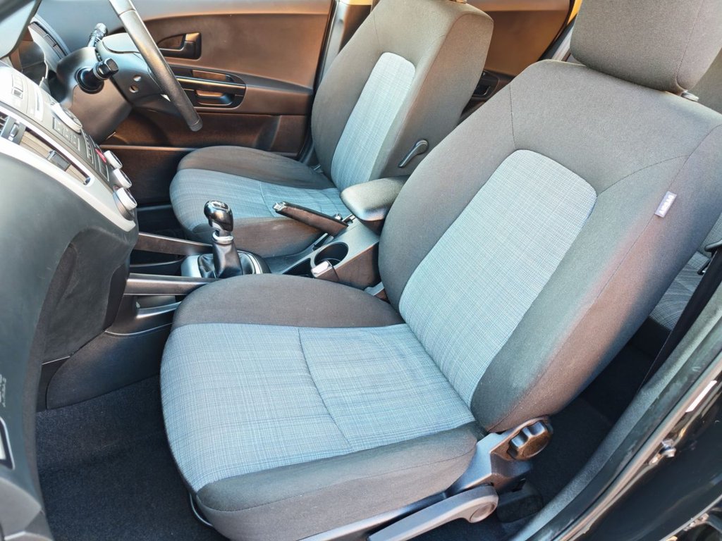 Used Kia Ceed 2011 for sale - 76642426: Photo 17