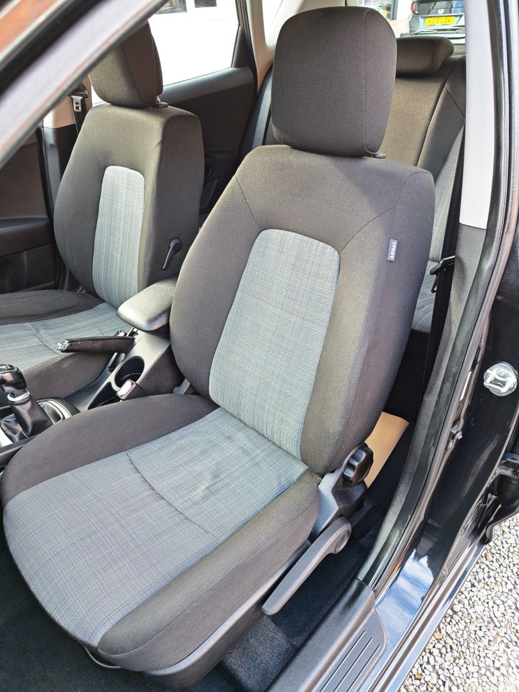 Used Kia Ceed 2011 for sale - 76642426: Photo 24