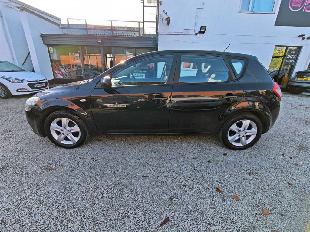 Used Kia Ceed 2011 for sale - 76642426: Photo 4