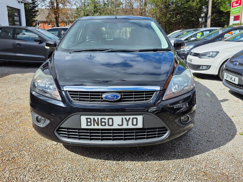 Used Ford Focus 2010 for sale - 76851041: Photo 2