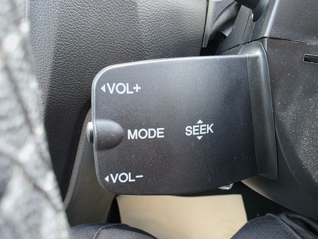 Used Ford Focus 2010 for sale - 76851041: Photo 28