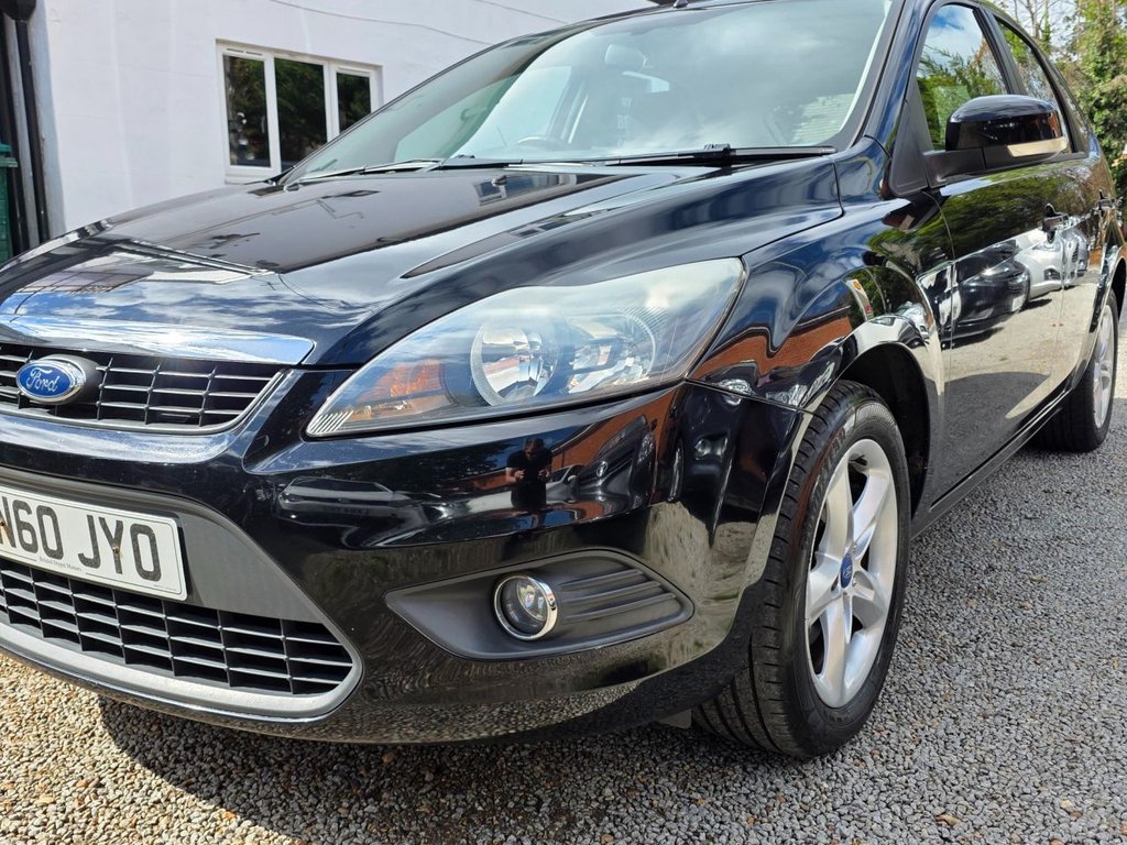 Used Ford Focus 2010 for sale - 76851041: Photo 3