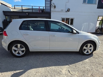 Used Volkswagen Golf 2016 for sale - 79442774: Photo