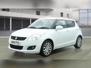 Used Suzuki Swift 2010 for sale - 77785944: Photo