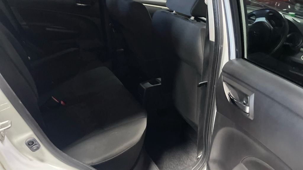 Used Suzuki Swift 2010 for sale - 77785944: Photo 7