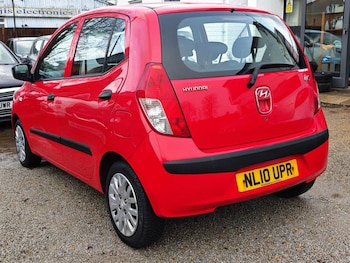 Used Hyundai i10 2010 for sale - 79244530: Photo