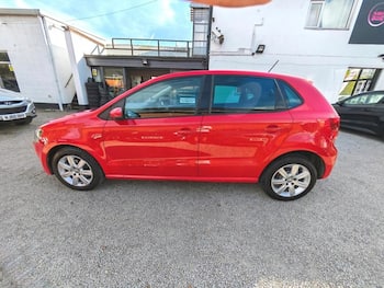 Used Volkswagen Polo 2014 for sale - 79667302: Photo