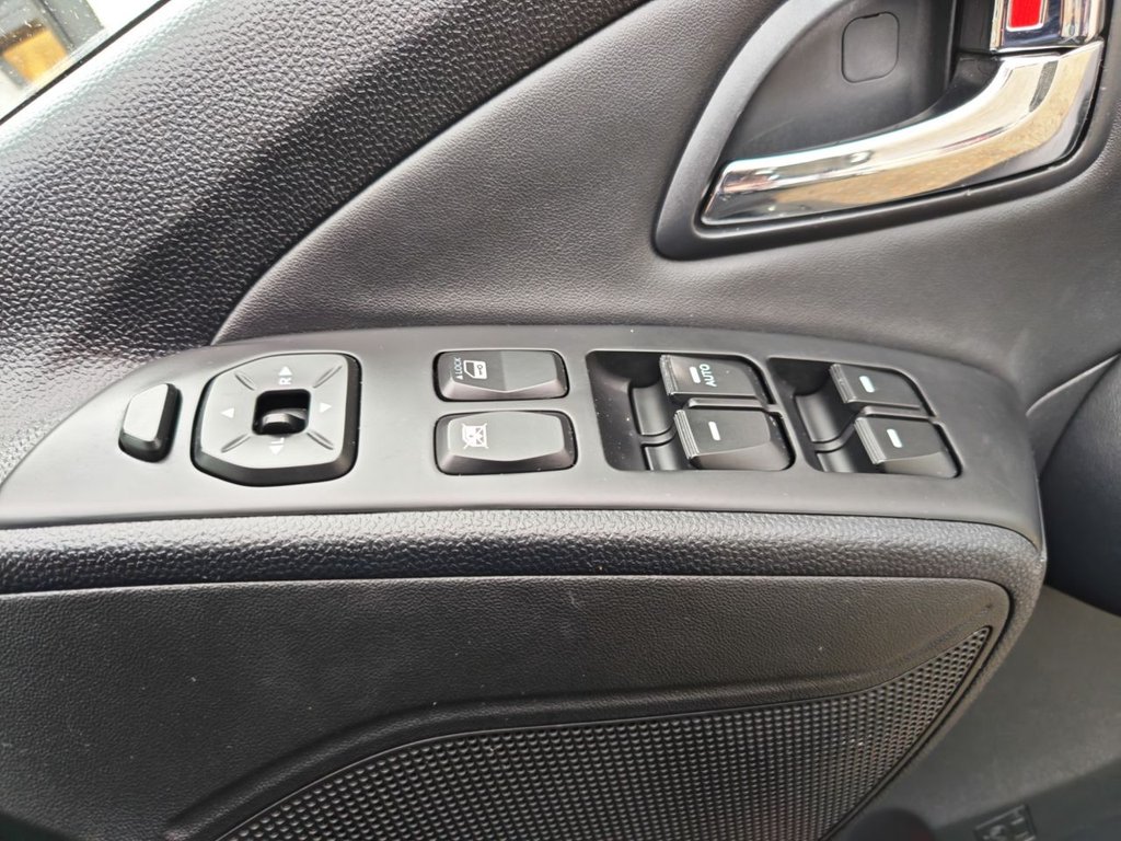 Used Hyundai Ix35 2013 for sale - 76923668: Photo 30