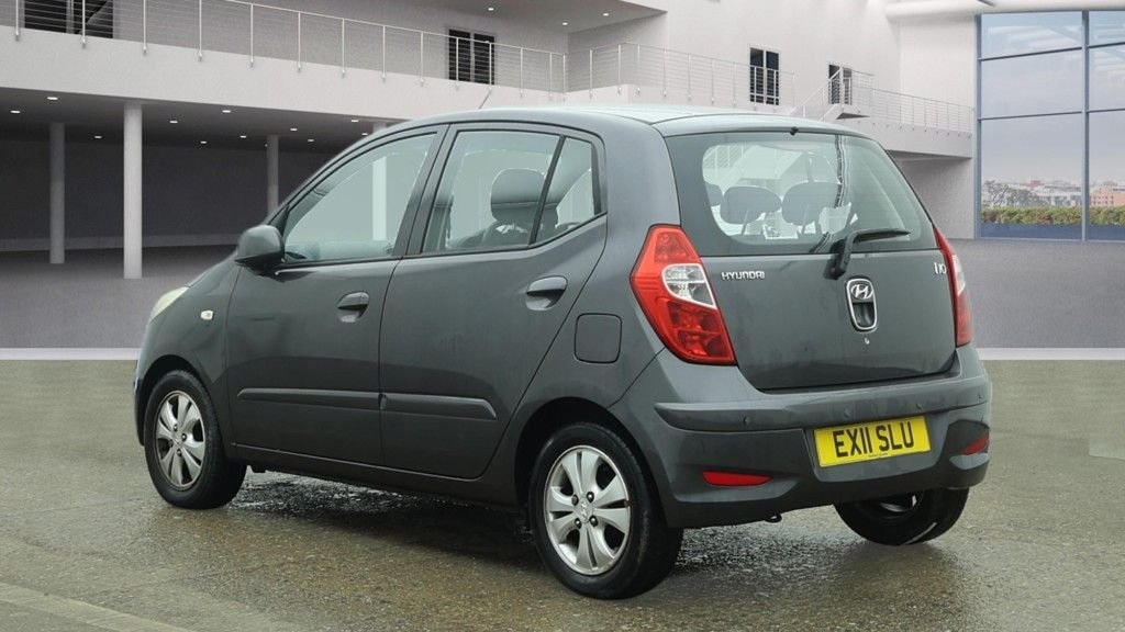 Used Hyundai i10 2011 for sale - 77785983: Photo 3