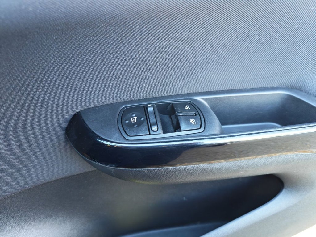 Used Vauxhall Corsa 2017 for sale - 76439084: Photo 31