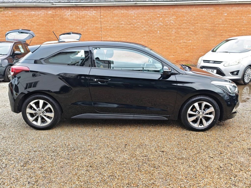 Used Hyundai i20 2018 for sale - 77631582: Photo 10