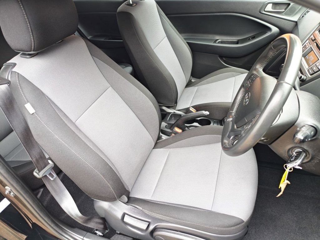 Used Hyundai i20 2018 for sale - 77631582: Photo 16