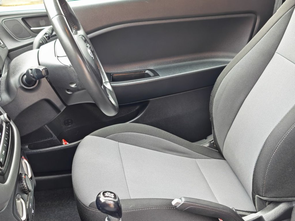 Used Hyundai i20 2018 for sale - 77631582: Photo 24